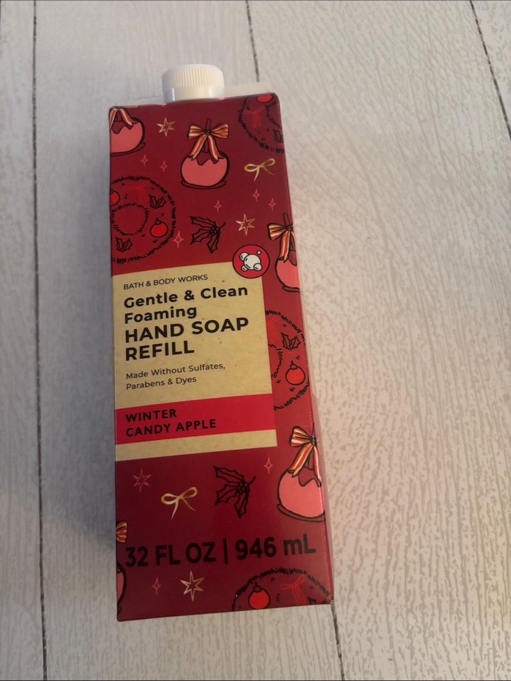 Bath and Body Works winter candy apple hand soap refill 32 floz